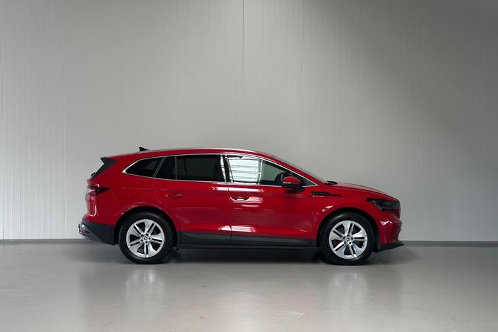 Rød Skoda Enyaq fra 2025