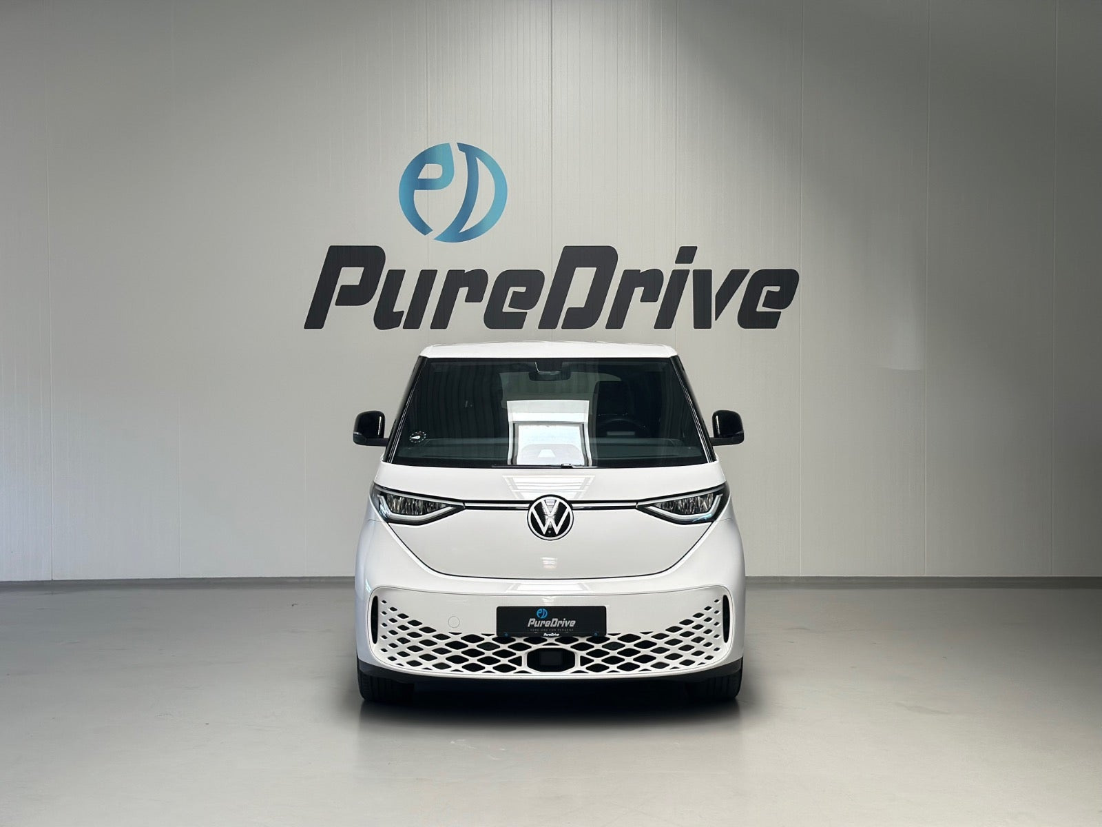 Hvid VW ID.Buzz fra 2023