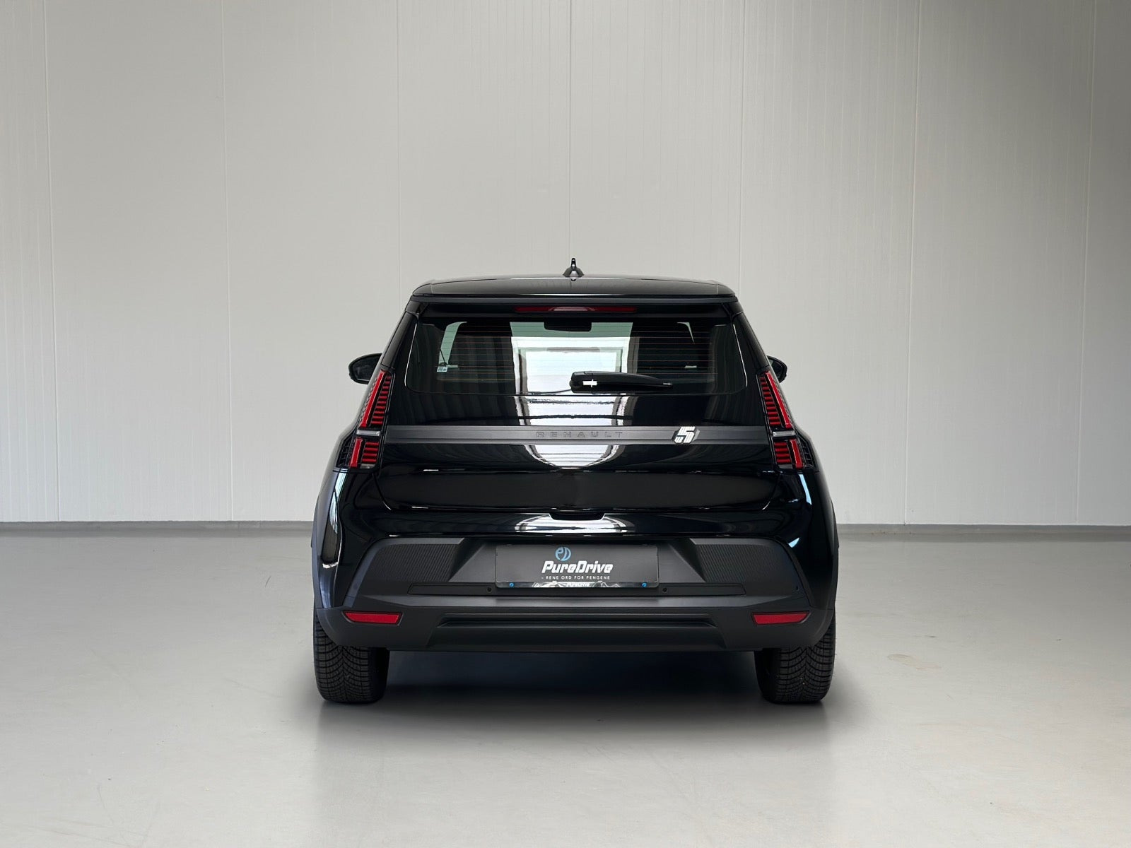 Sort Renault 5 E-Tech fra 2025