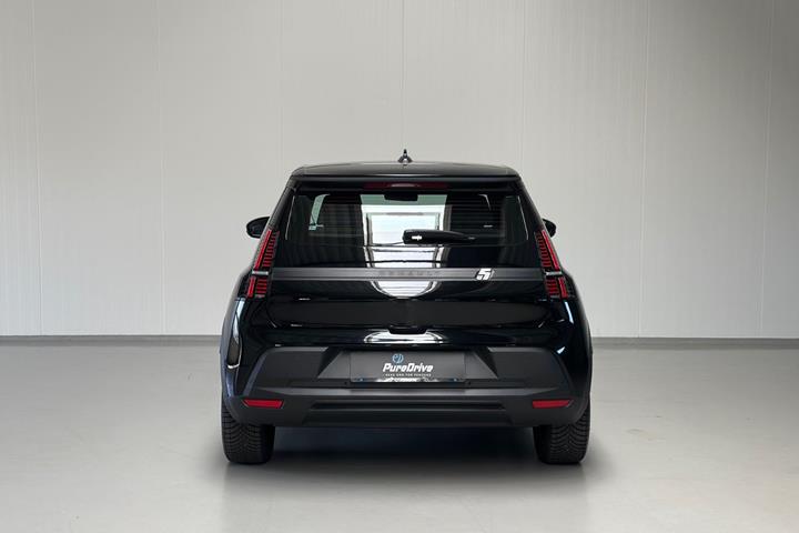 Sort Renault 5 E-Tech fra 2025