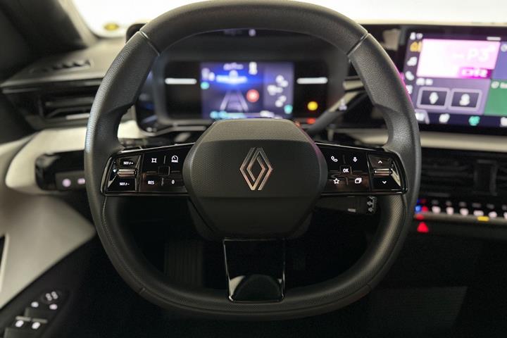 Sort Renault 5 E-Tech fra 2025