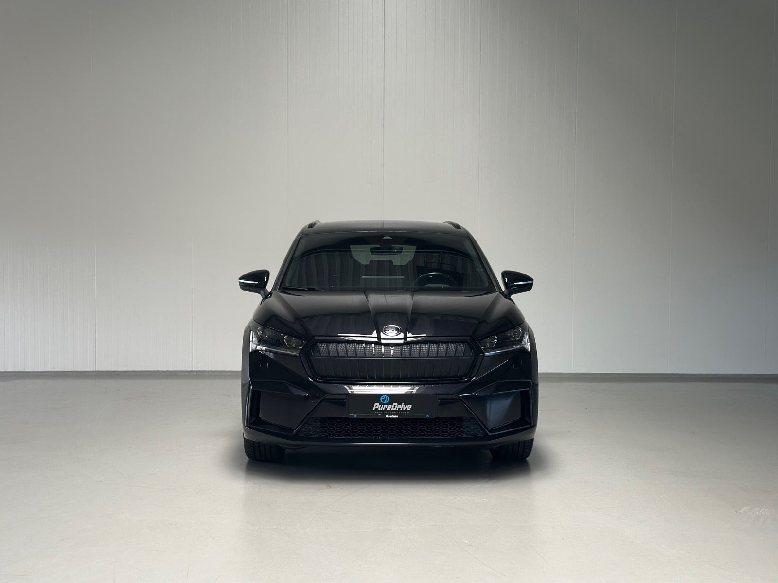 Sort Skoda Enyaq fra 2023