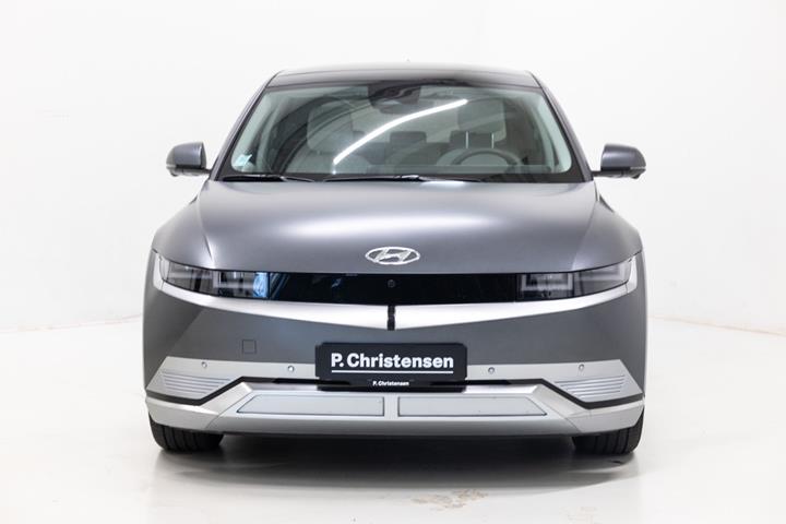Grå Hyundai Ioniq 5 fra 2023