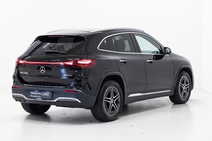 Sort Mercedes EQA350 fra 2025