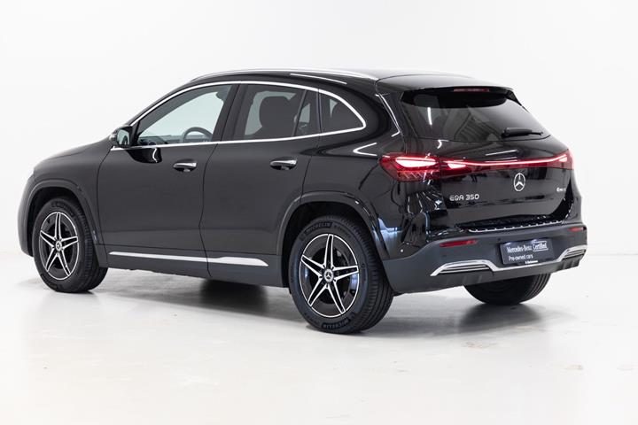 Sort Mercedes EQA350 fra 2025