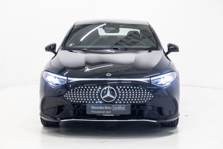 Sort Mercedes CLA250+ fra 2025