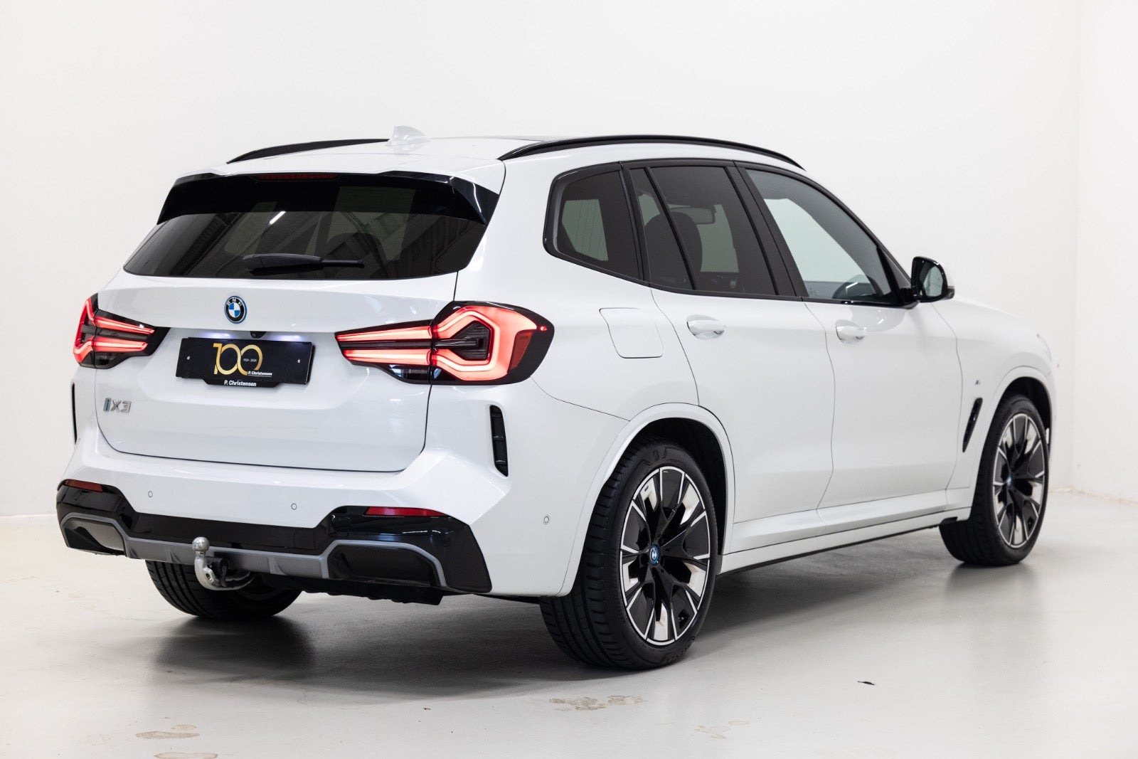 Hvid BMW iX3 fra 2022