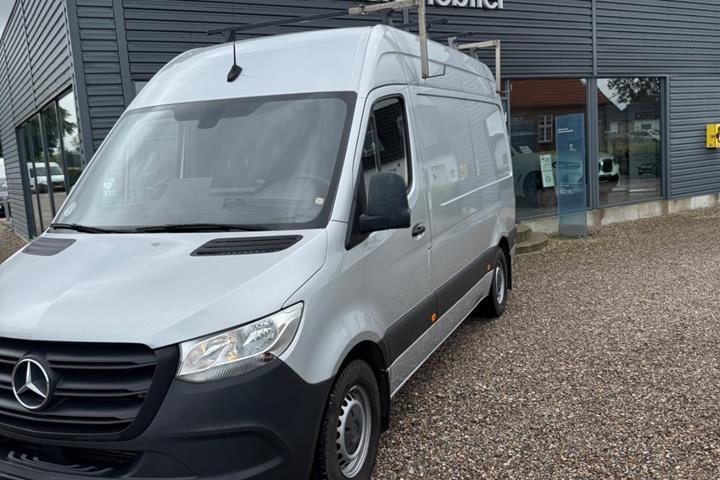 Sølv Mercedes Sprinter 316 fra 2018