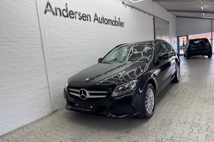 Sort Mercedes C220 d fra 2016