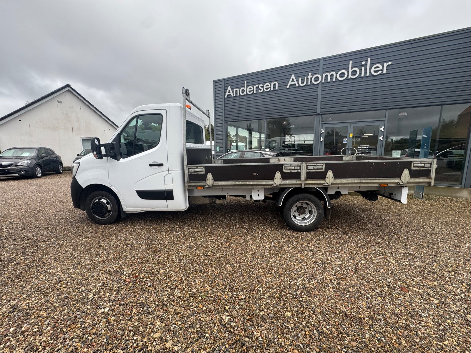 Hvid Renault Master IV T35 fra 2022
