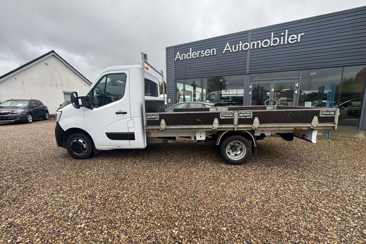 Hvid Renault Master IV T35 fra 2022
