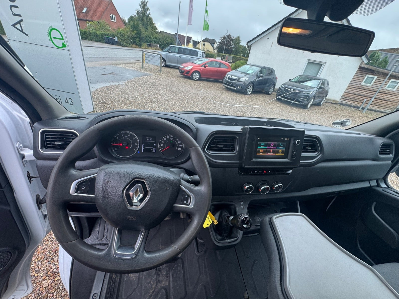 Hvid Renault Master IV T35 fra 2022
