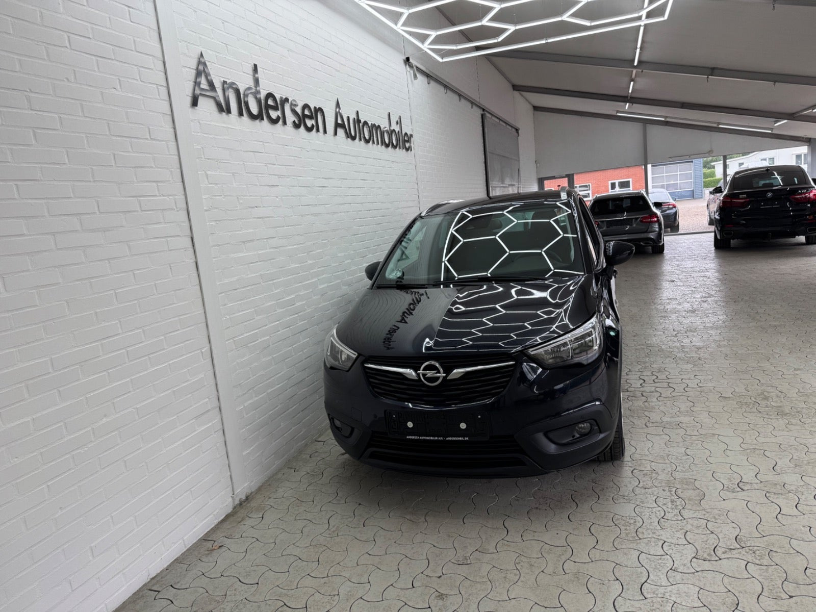 Blå Opel Crossland X fra 2019