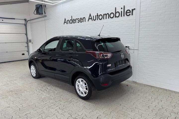 Blå Opel Crossland X fra 2019