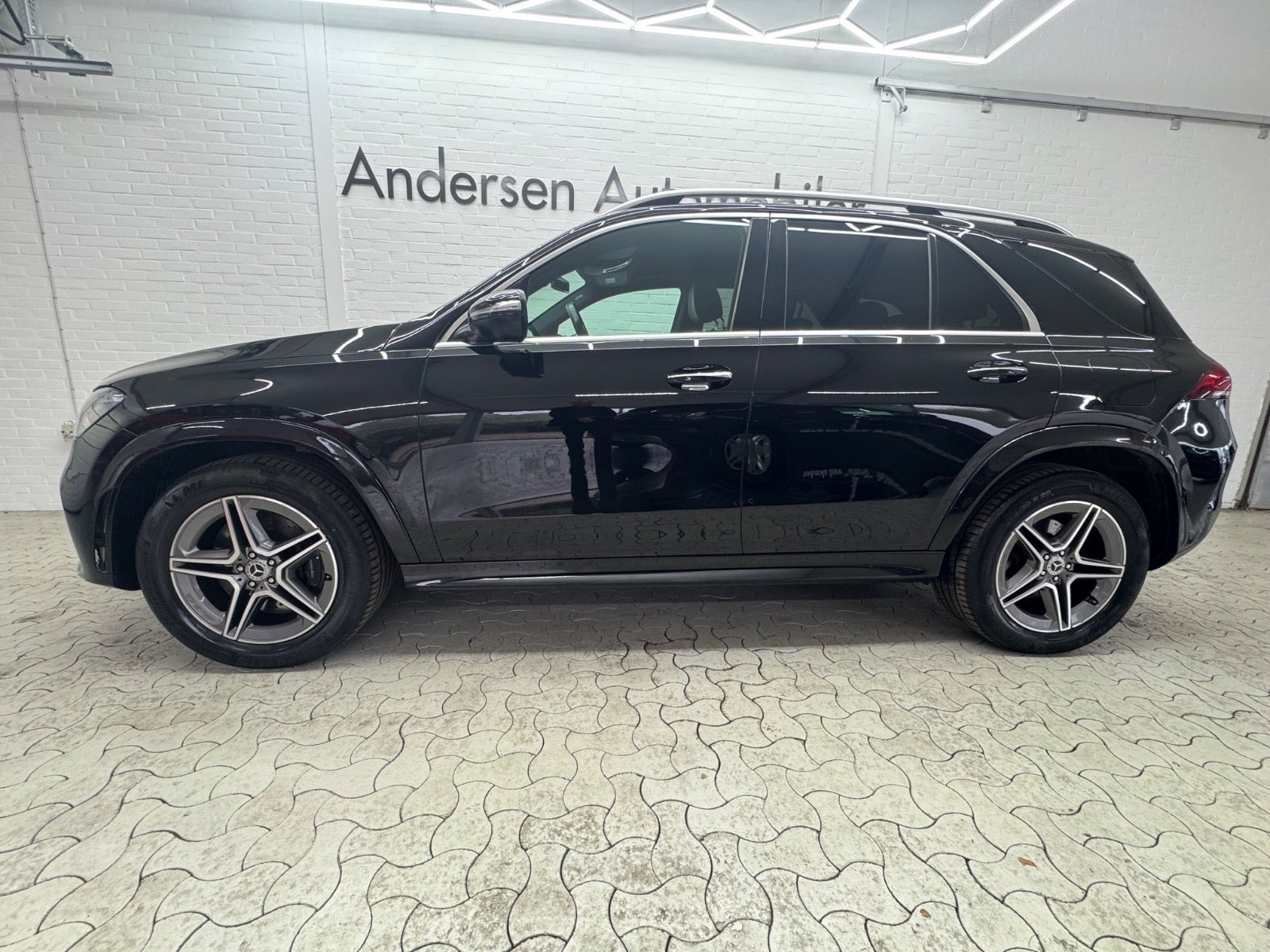 Sort Mercedes GLE350 de fra 2022