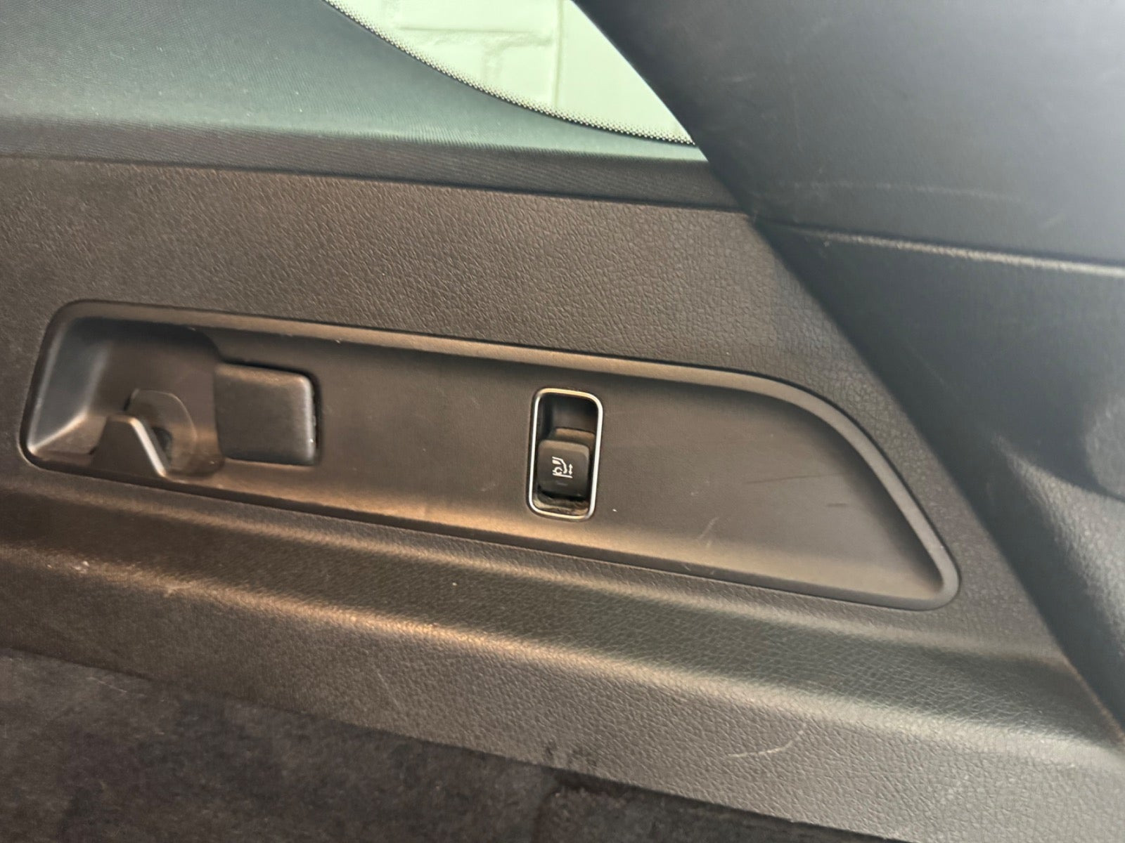 Sort Mercedes GLE350 de fra 2022