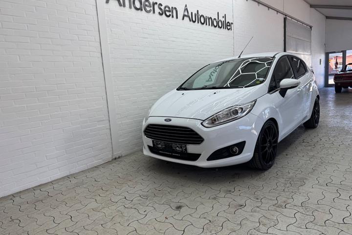 Hvid Ford Fiesta fra 2015