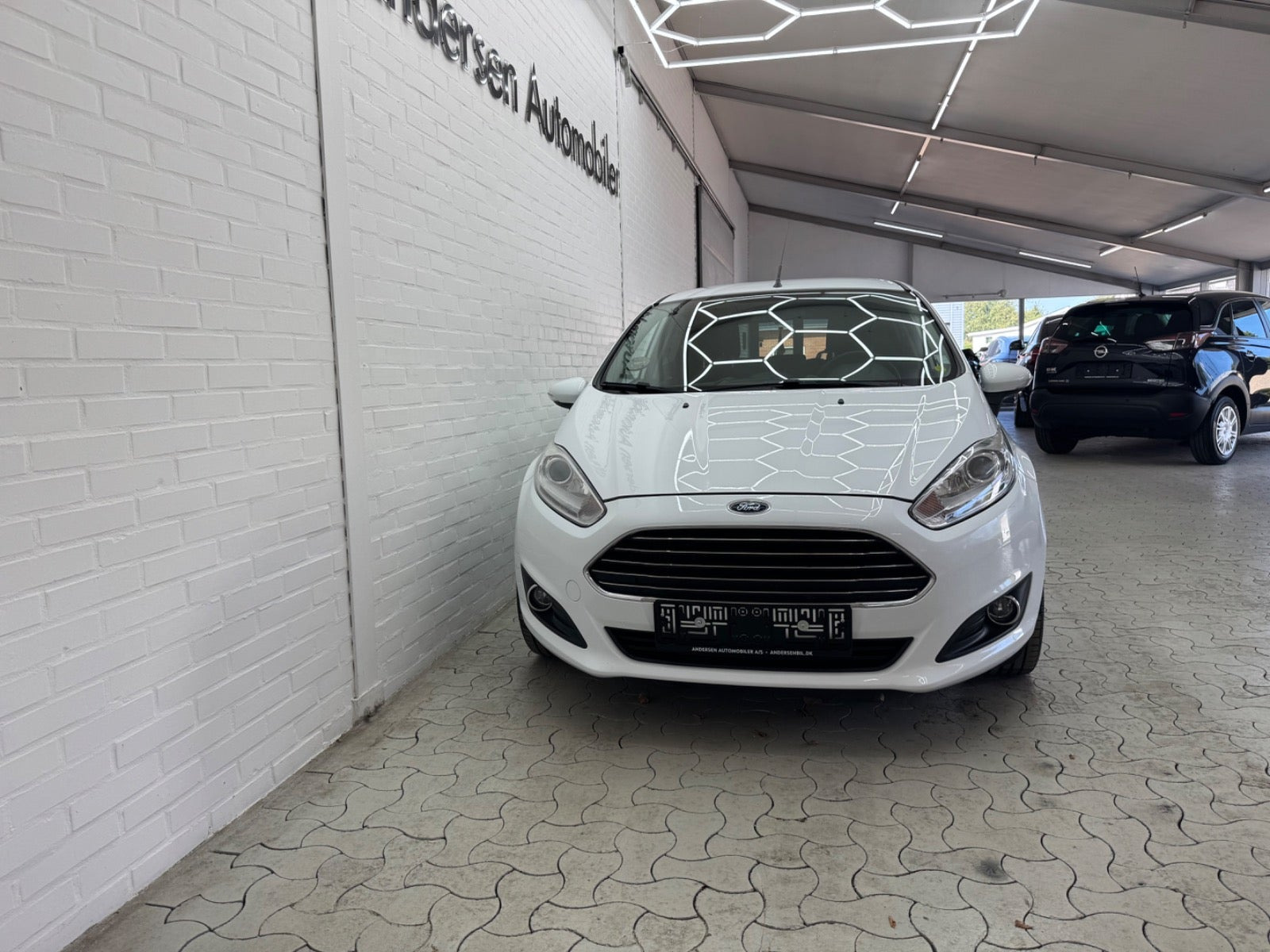 Hvid Ford Fiesta fra 2015