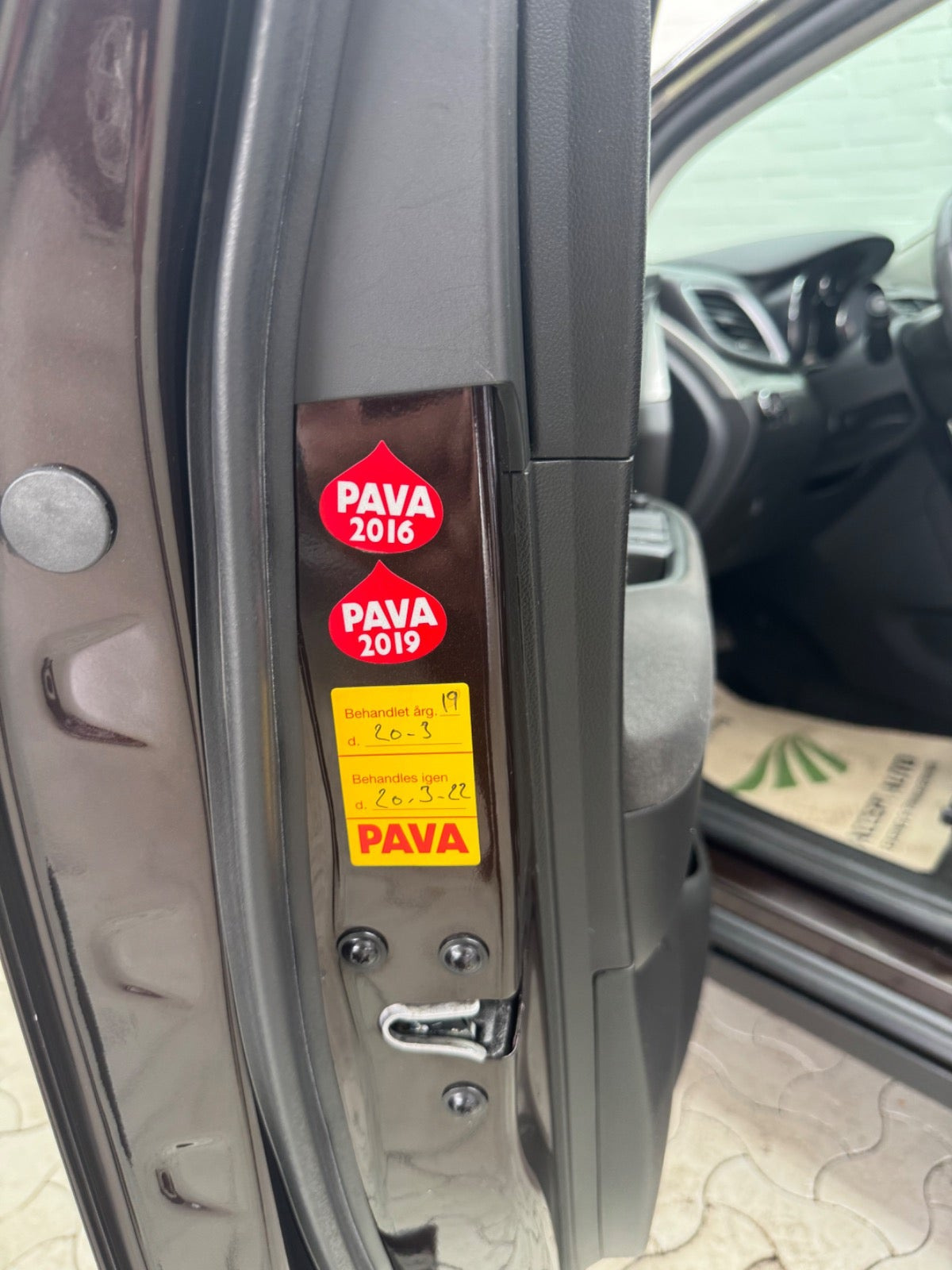 Brun Opel Mokka fra 2014