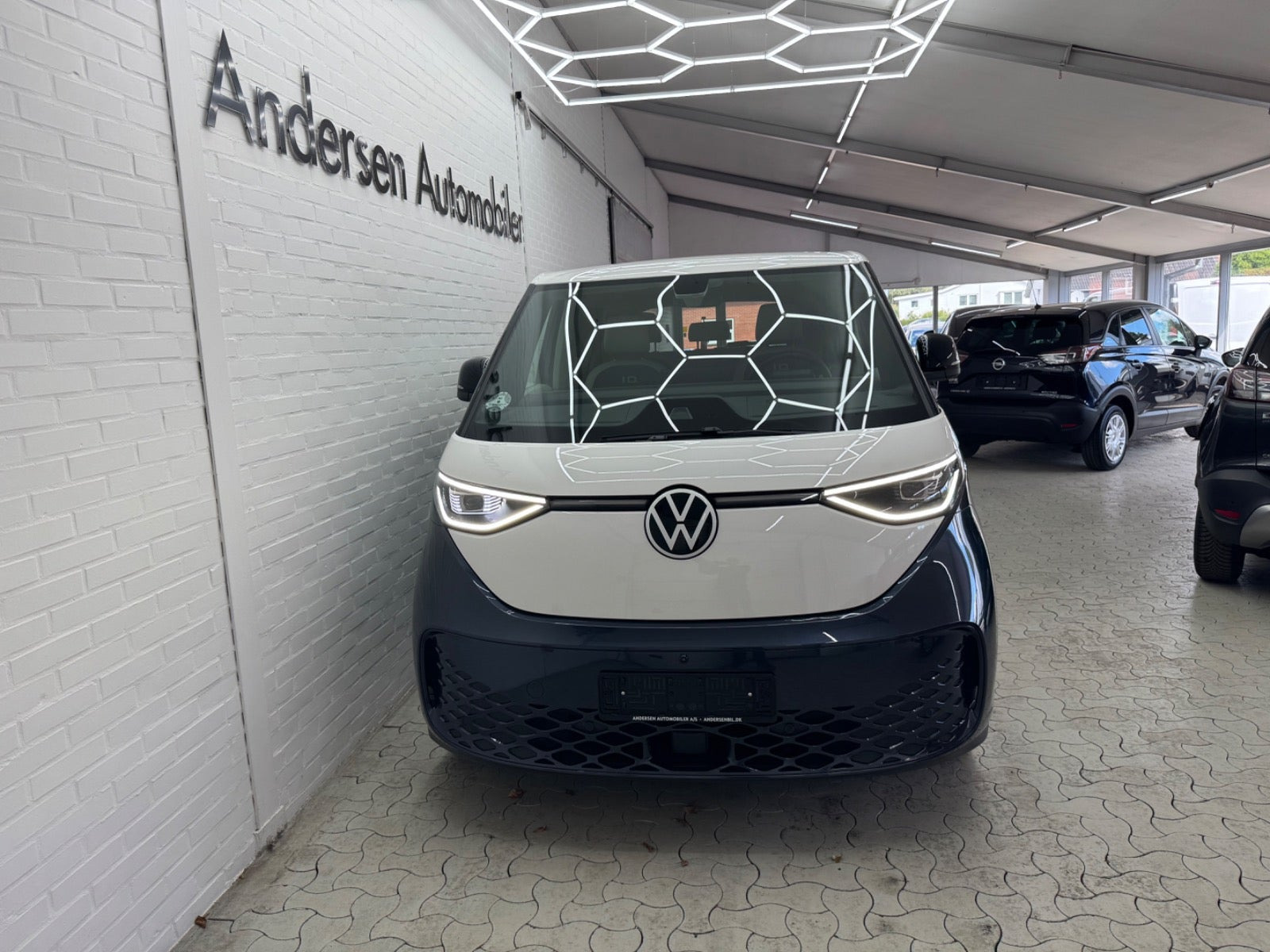 Blå VW ID.Buzz fra 2023