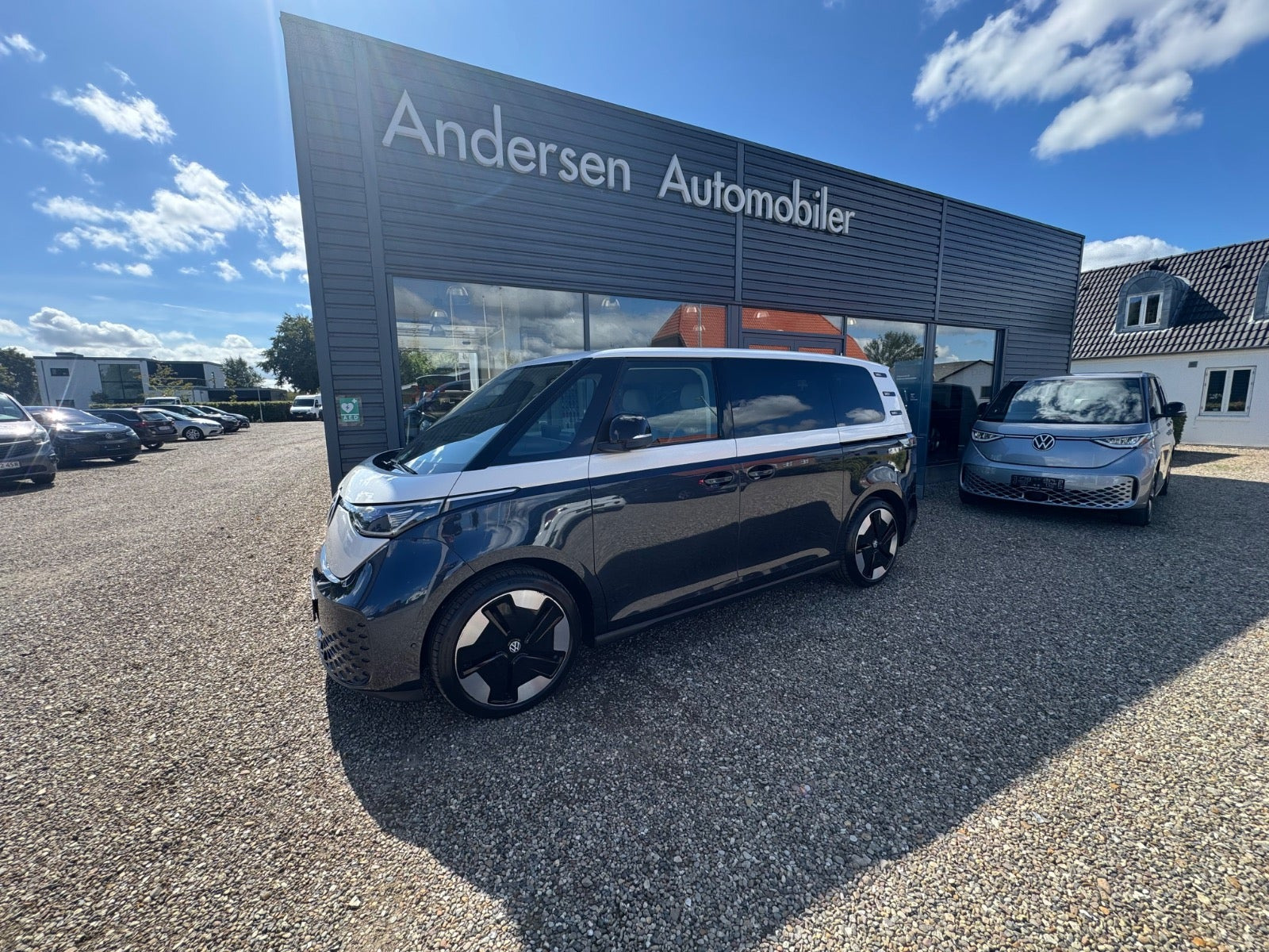 Blå VW ID.Buzz fra 2023