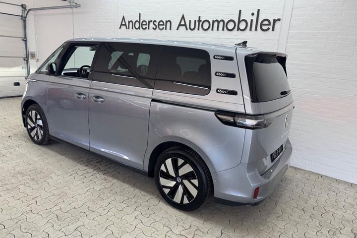 Grå VW ID.Buzz fra 2023