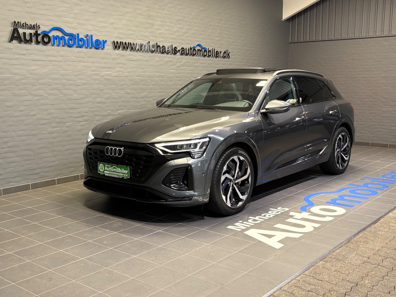 Audi Q8 e-tron 55 S-line quattro