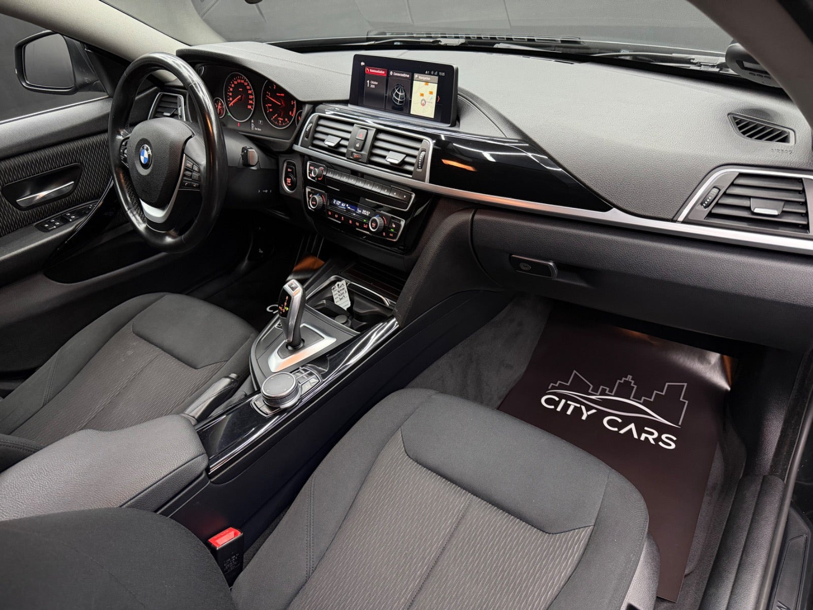 Sort BMW 420d fra 2019