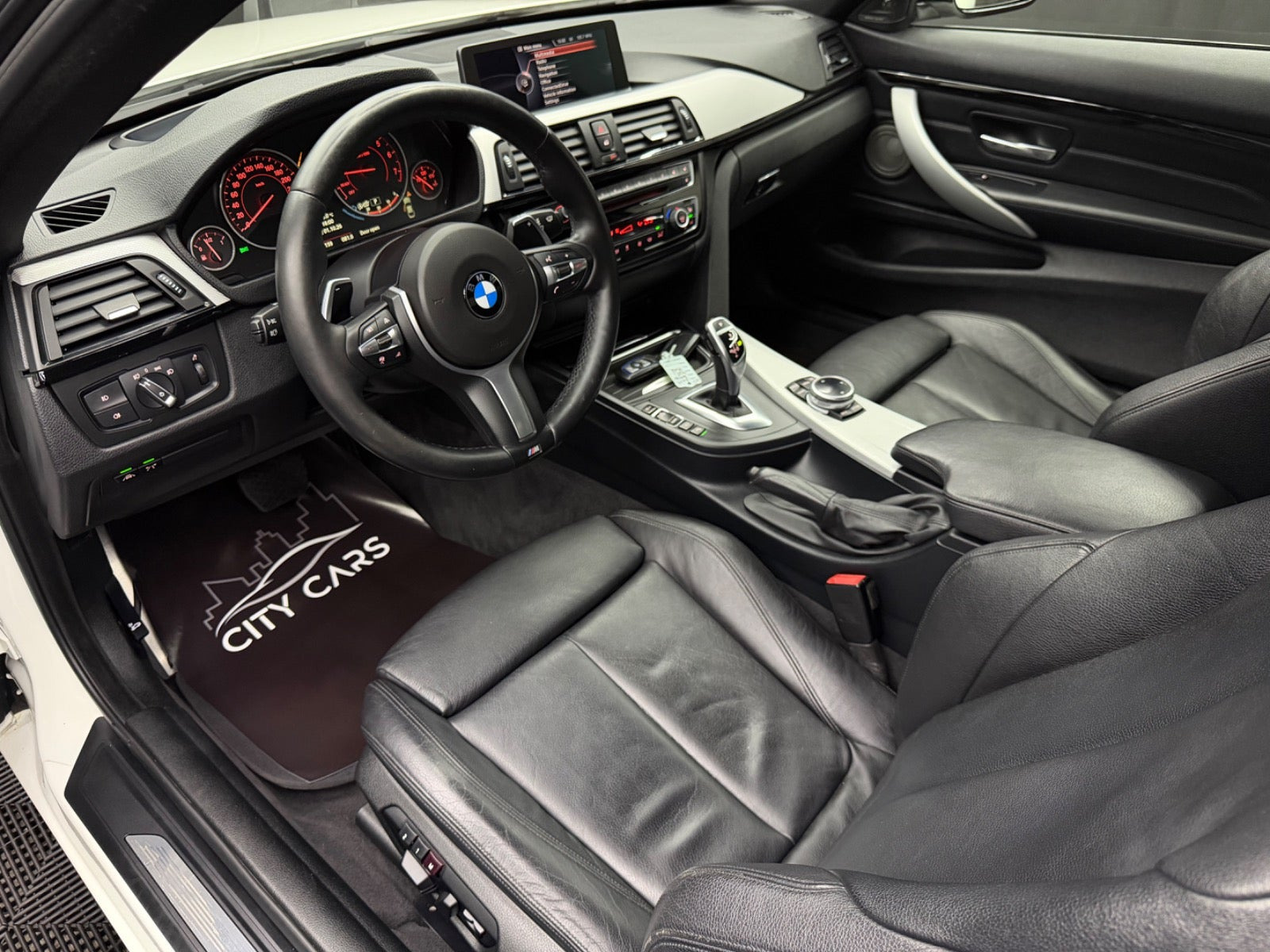 Hvid BMW 435i fra 2014