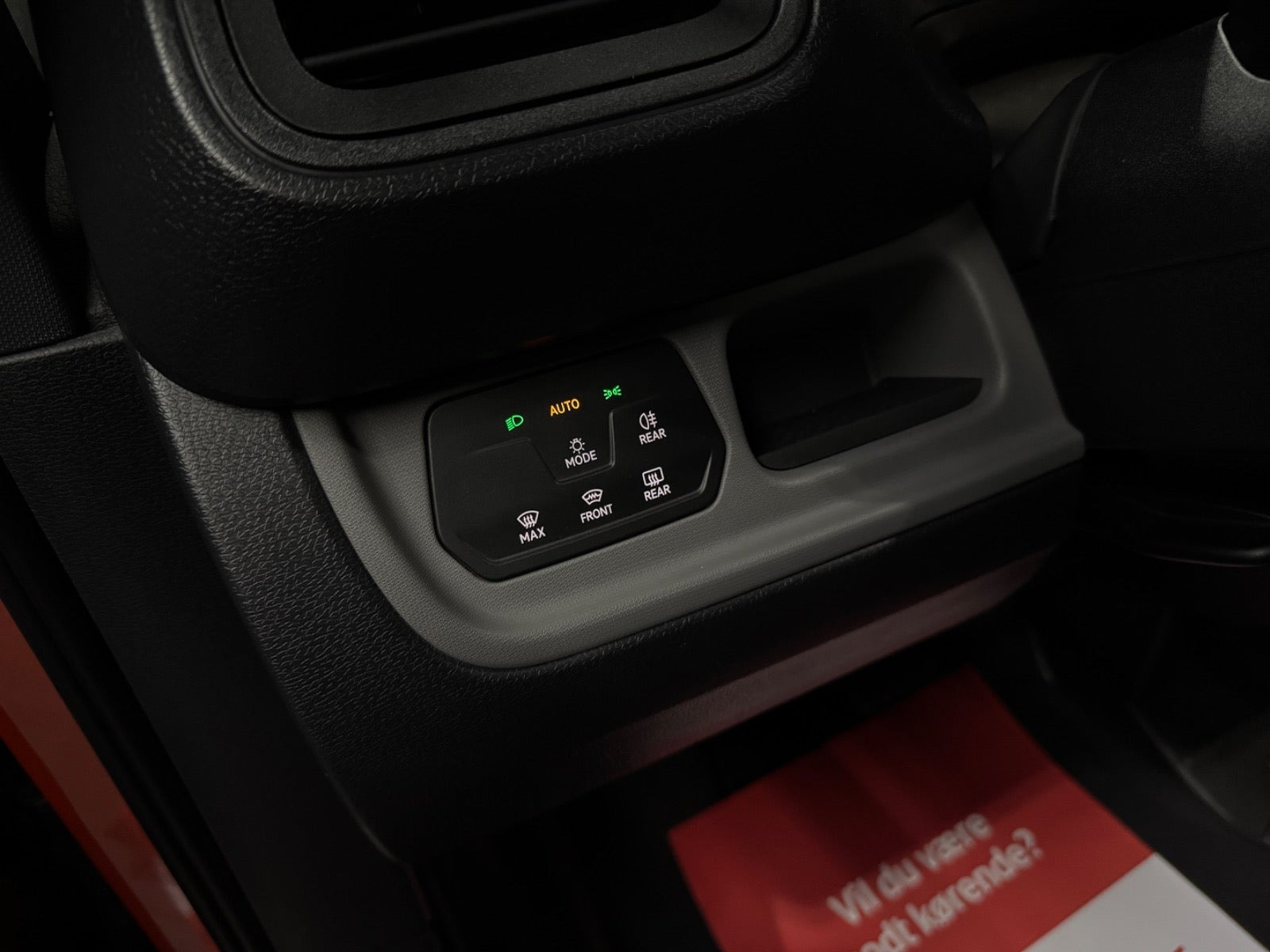 Orange VW ID.Buzz fra 2023