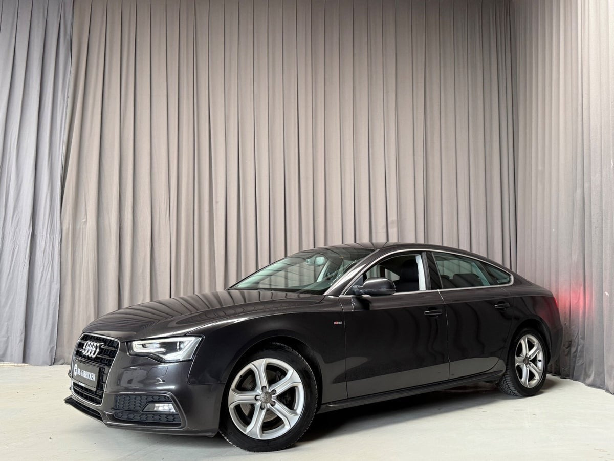 Grå Audi A5 fra 2016