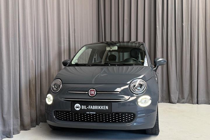 Grå Fiat 500 fra 2018