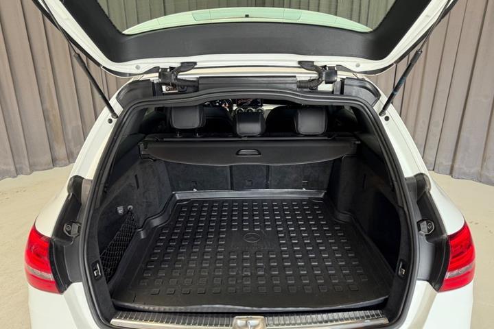 undefined Mercedes C220 d fra 2018