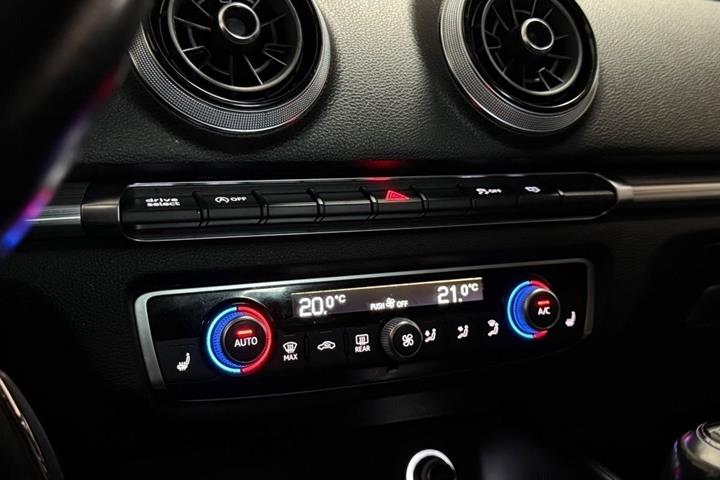 Sort Audi A3 fra 2019