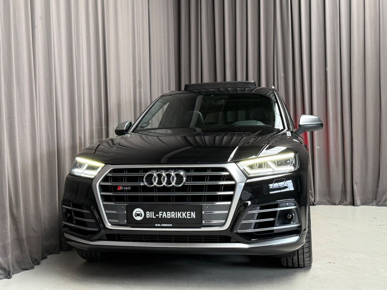Sort Audi SQ5 fra 2018