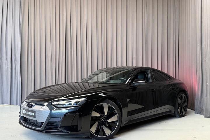 Sort Audi e-tron GT fra 2021