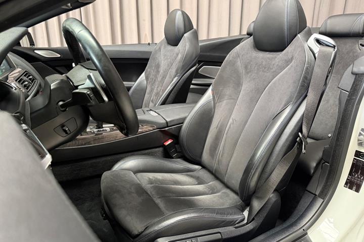Hvid BMW 650i fra 2012