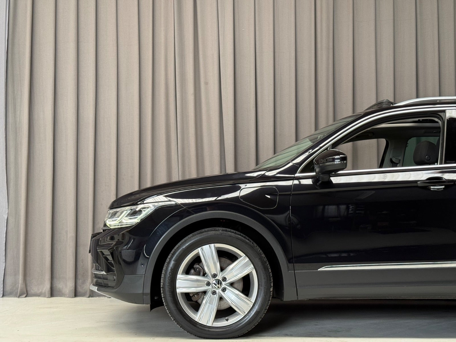 Sort VW Tiguan fra 2021