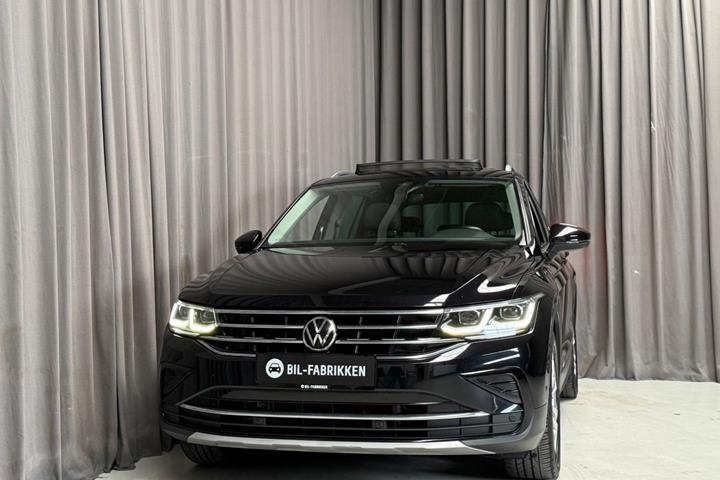 Sort VW Tiguan fra 2021