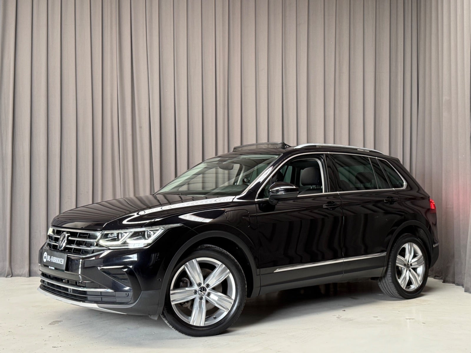 Sort VW Tiguan fra 2021