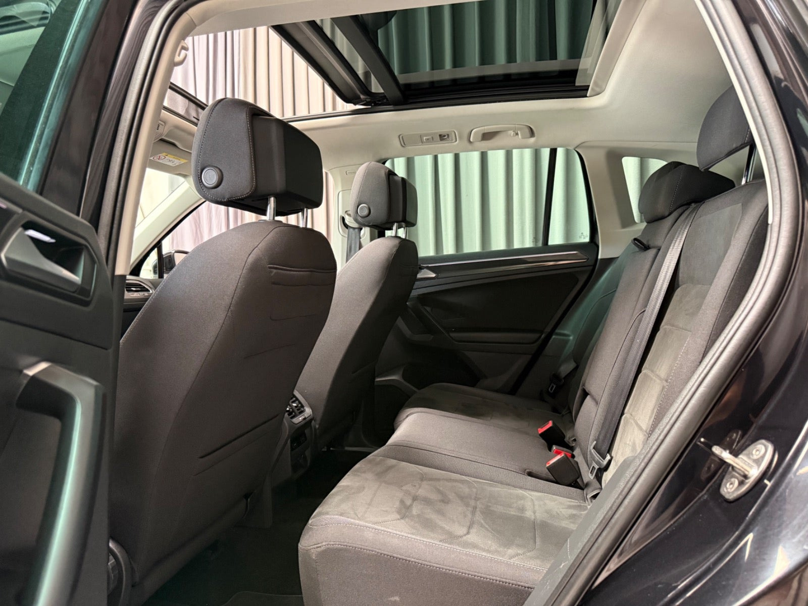 Sort VW Tiguan fra 2021
