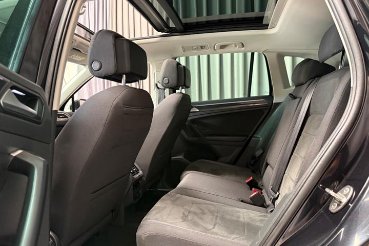 Sort VW Tiguan fra 2021