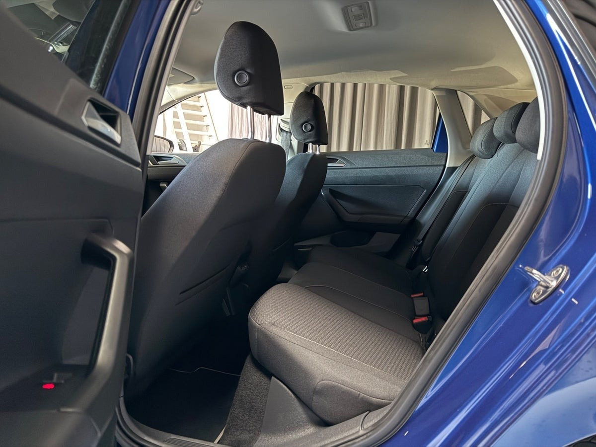 Blå VW Polo fra 2019