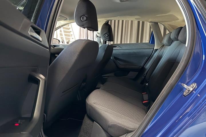 Blå VW Polo fra 2019