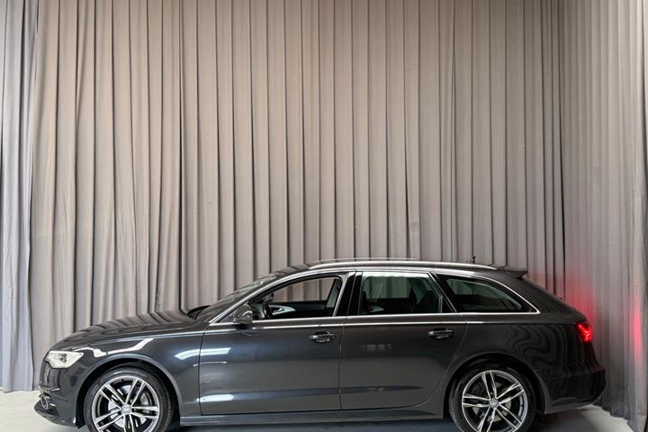 Grå Audi A6 fra 2016