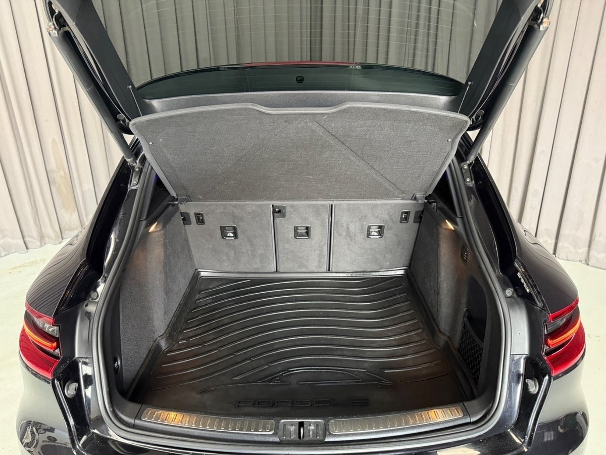 Sort Porsche Macan S fra 2015