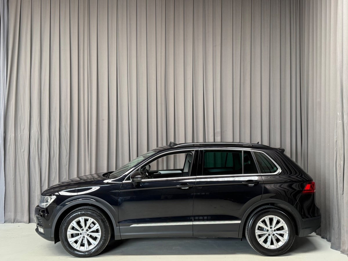 Sort VW Tiguan fra 2020