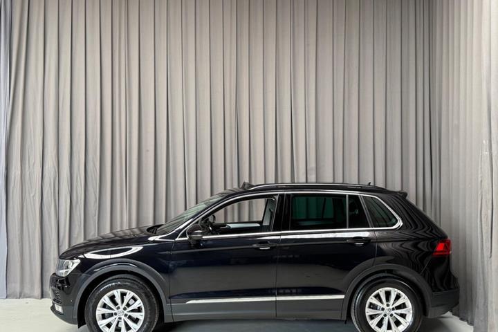 Sort VW Tiguan fra 2020