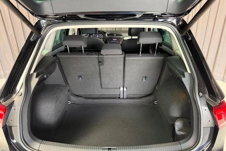Sort VW Tiguan fra 2020