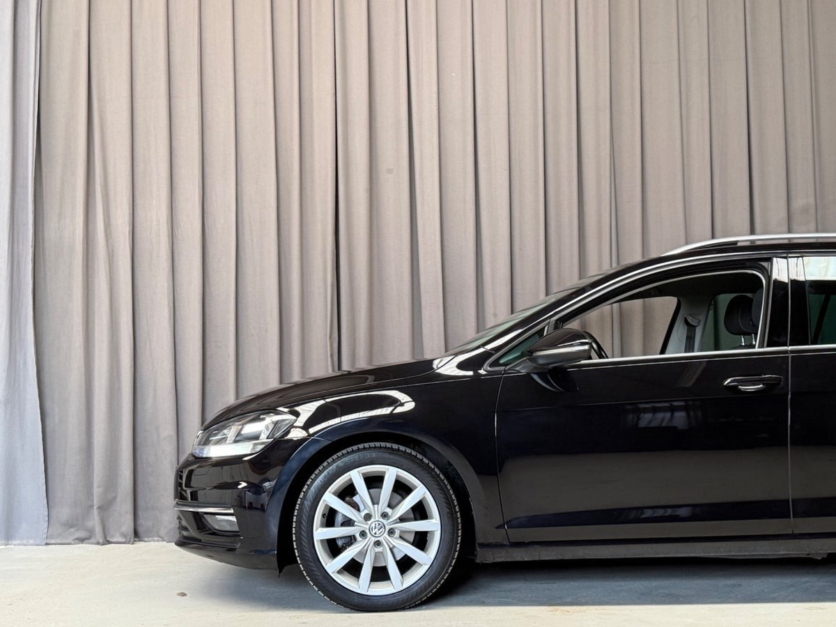 Sort VW Golf VII fra 2019